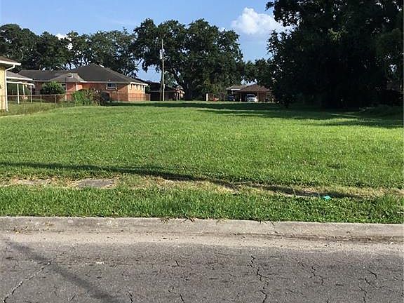 2nd image of 6056 Kuebel Dr
