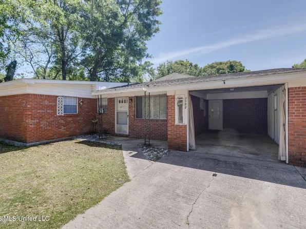 1102 Tucker Ave, Pascagoula, MS 39567
