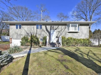 22 Frostfield Place, Melville, NY, 11747