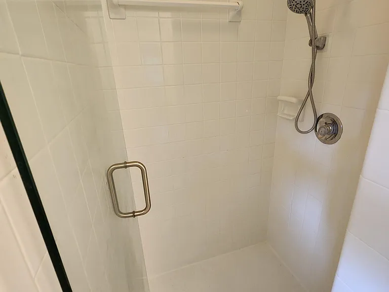 5608 Fallingbrooks Dr — Photo 11