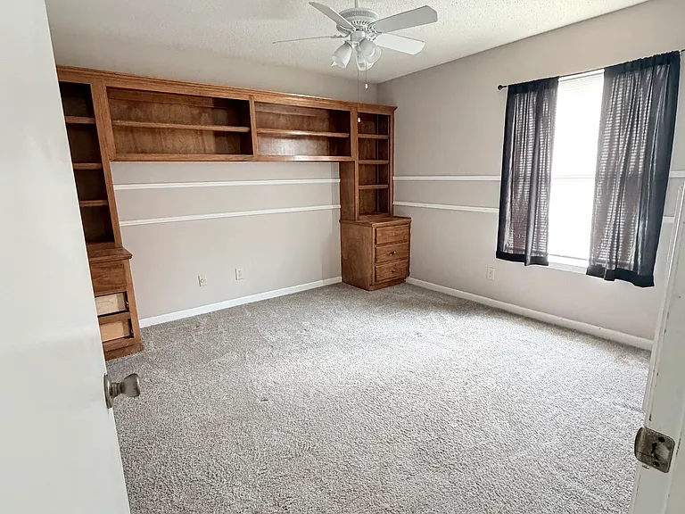 2251 Woodlea Ct S — Photo 11