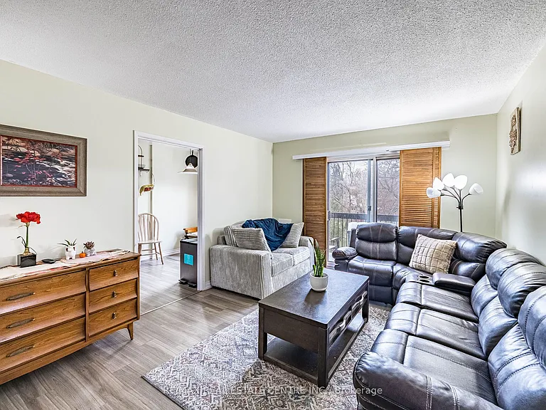 49 Rhonda Rd #121 — Photo 9