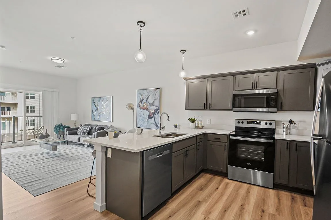 Emerson Flats — Photo 1