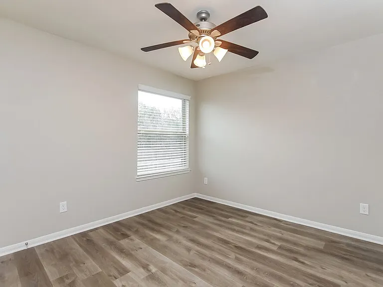5119 Gulf Stream Ln — Photo 13