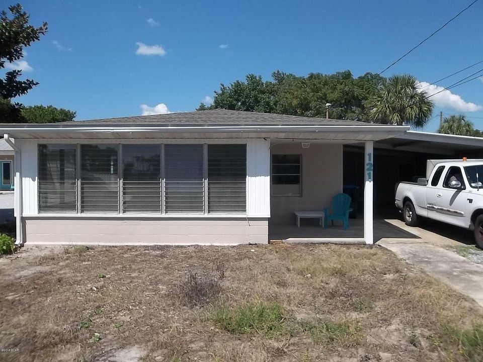 2nd image of 119 Paridiso Pl