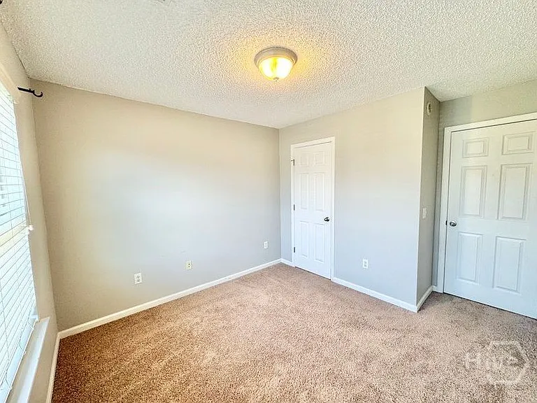Canyon Oak Loop — Photo 8