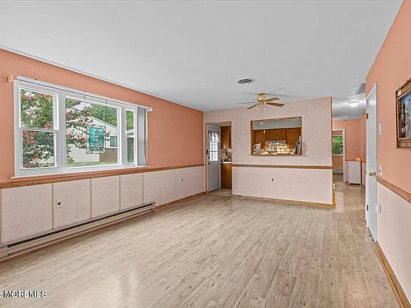 5th image of 19A Maplewood Drive #52