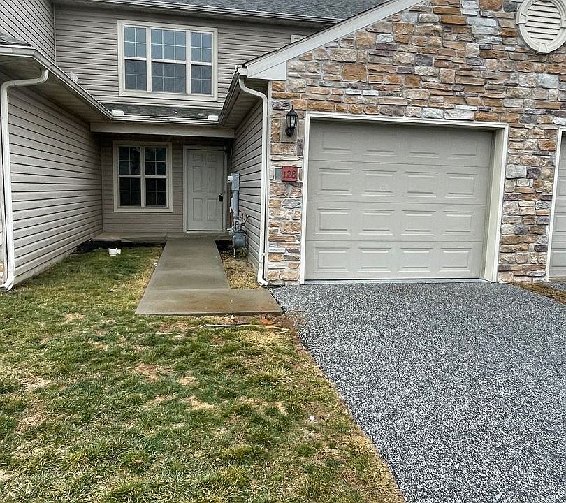 1st image of 128 Nicole St