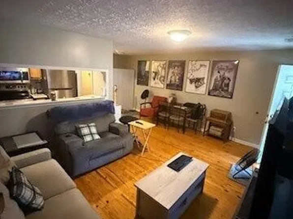 1320 S 17th St, Louisville, KY 40210