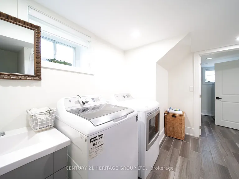 270 Brighton Ave — Photo 25