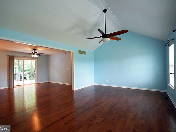4th image of 9 Lakewood Dr