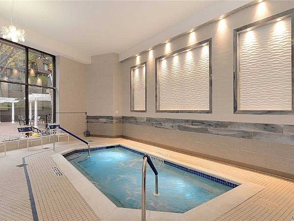 4th image of 1 Bay Club Dr APT 3Y