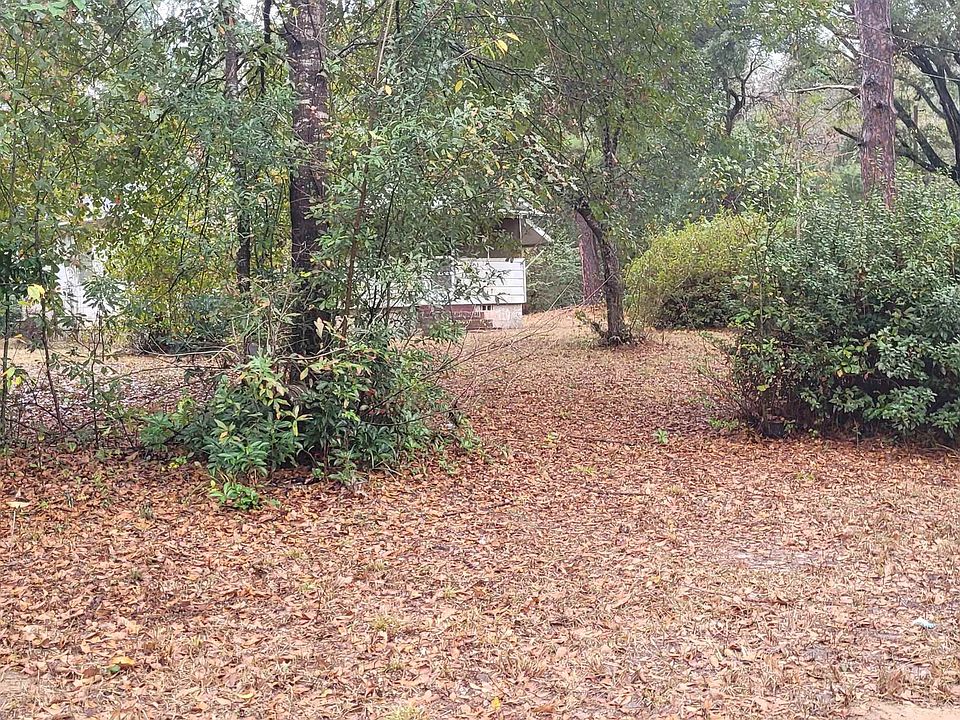 1st image of 1800 Littleton Cir