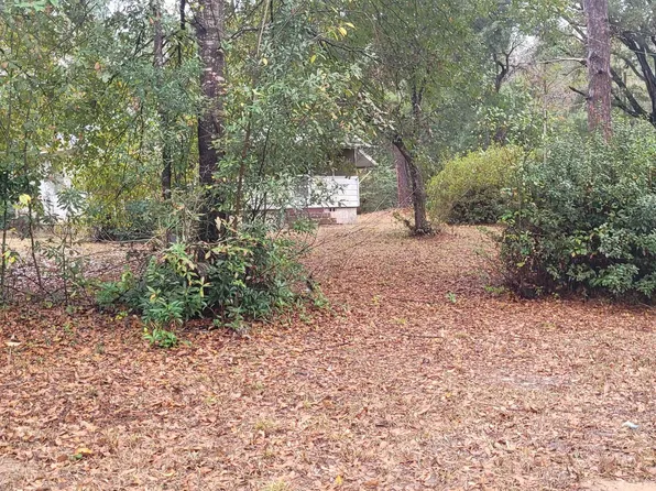 1800 Littleton Cir, Tallahassee, FL 32308