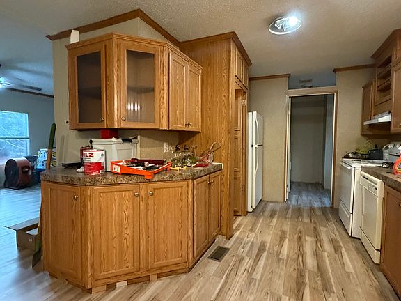 2nd image of 640 Beasley Rd