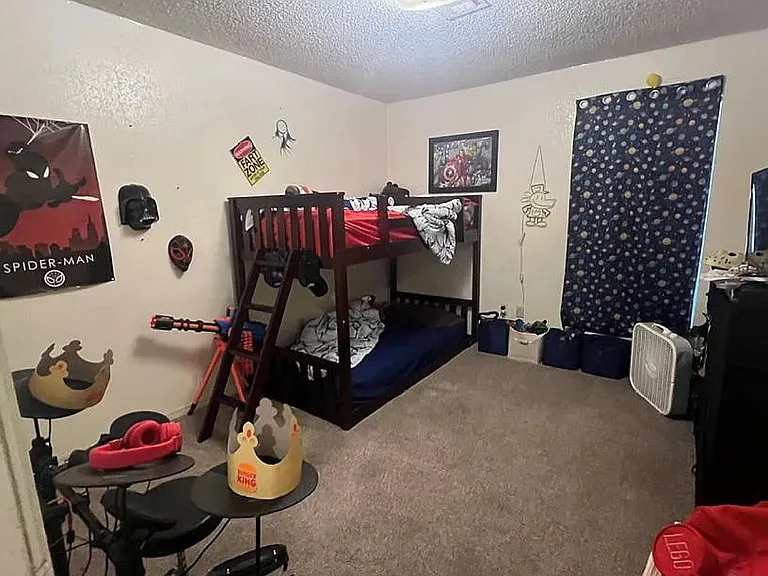 2533 W Hefner Rd — Photo 18