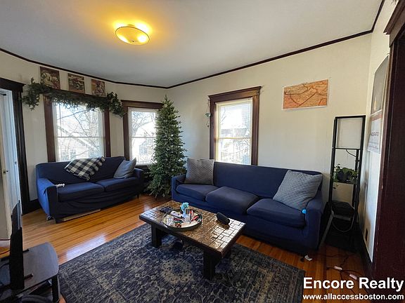 5th image of 56 Hobson St #2