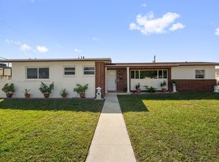 5770 NW 111th St, Hialeah, FL 33012
