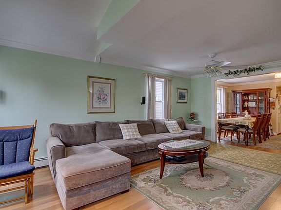 3rd image of 91-26 217th St