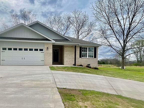 4th image of 1421 County Road 411