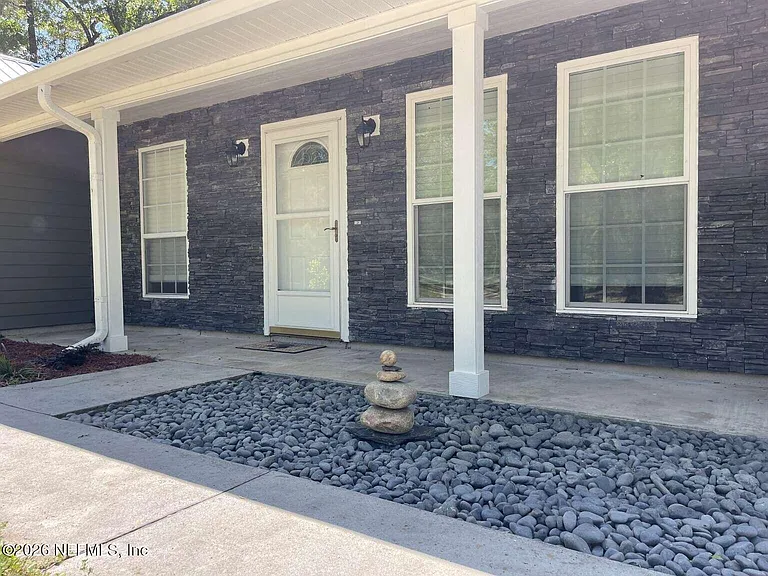 9050 NW 131st Pl — Photo 2