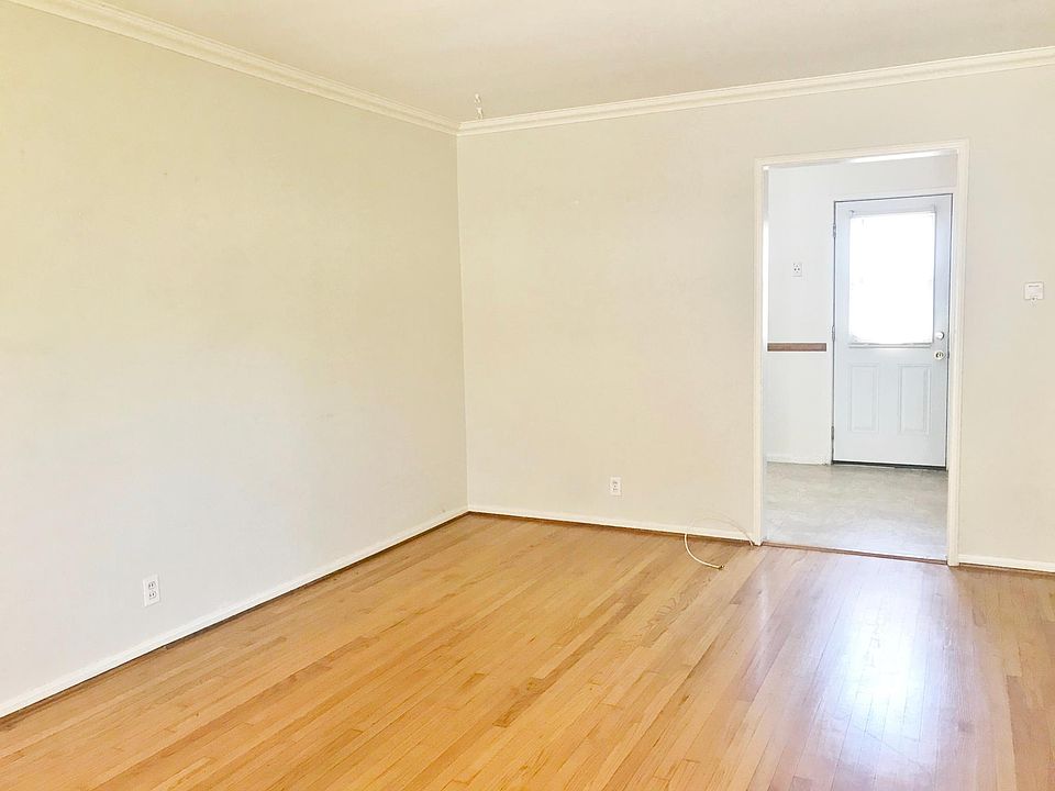 1st image of 12535 Menlo Ave APT B