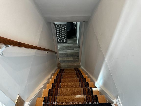 3rd image of 43A Beachaven Dr