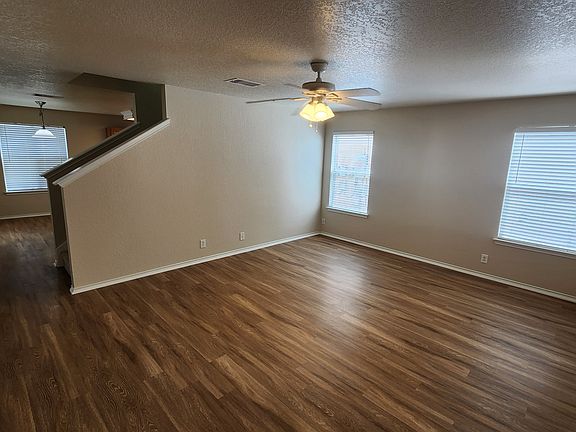 4th image of 134 Adelaide Oaks