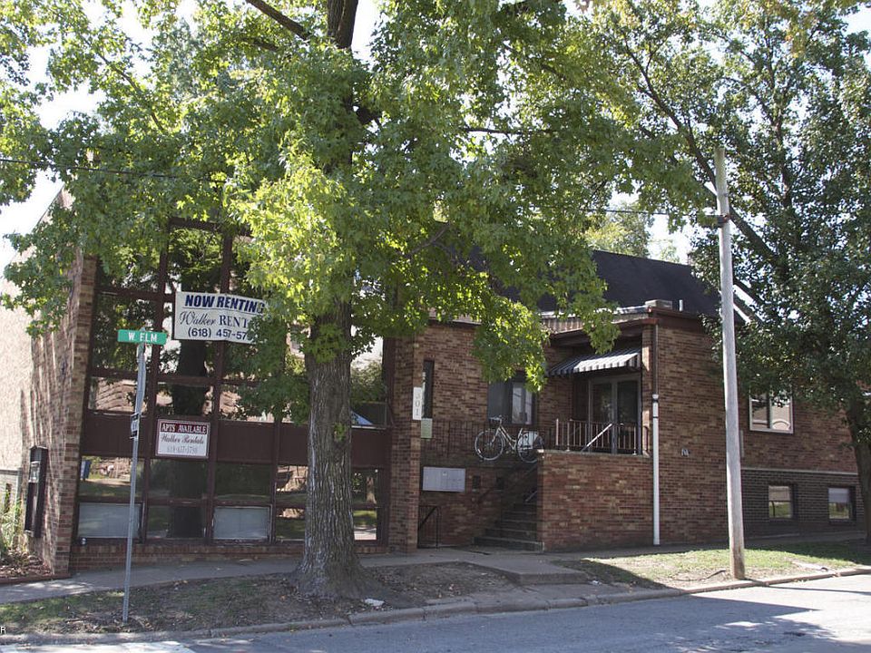 1st image of 301 W Elm St