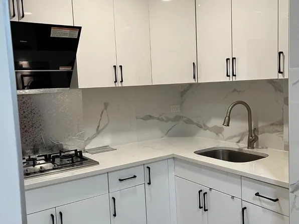 83-60 Vietor Avenue #3E, Elmhurst, NY 11373