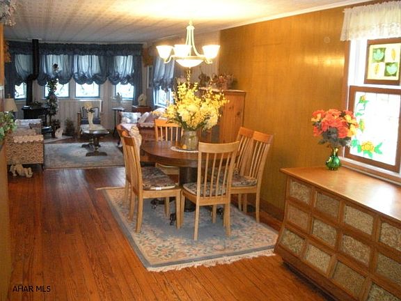 3rd image of 158 Lookout Ave
