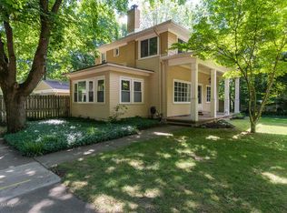 2331 Oakland Dr, Kalamazoo, MI 49008