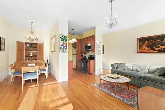 3rd image of 1580 Amsterdam Ave APT 34