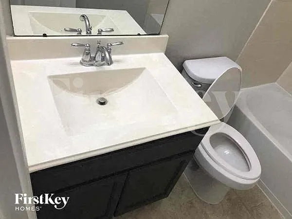 22530 Fosters Park Ct — Photo 10