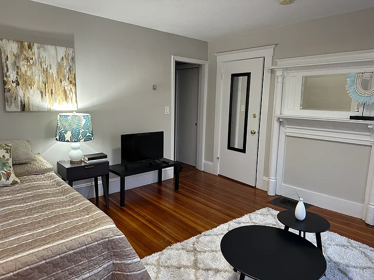 52 Bonair St #1A — Photo 25