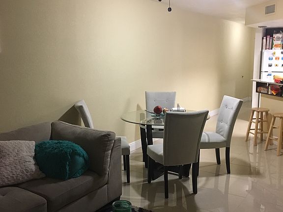 5th image of 8363 Lake Dr APT 306