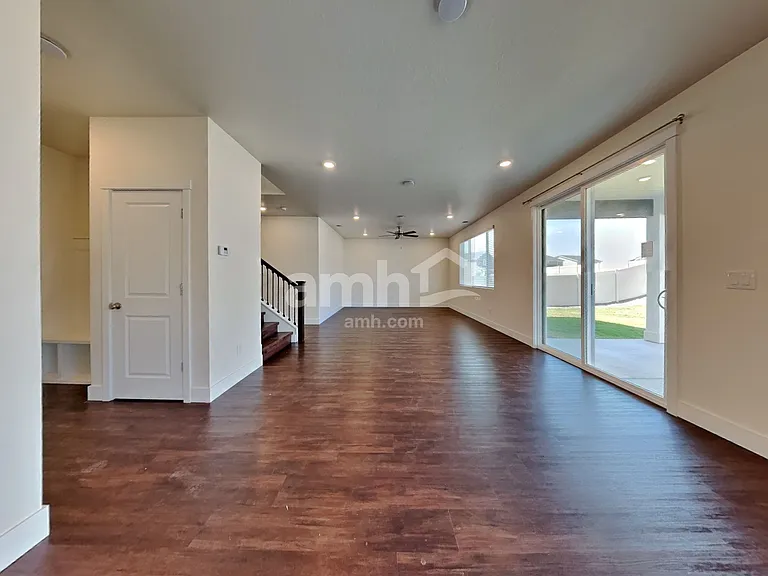 9480 W Clancey St — Photo 6
