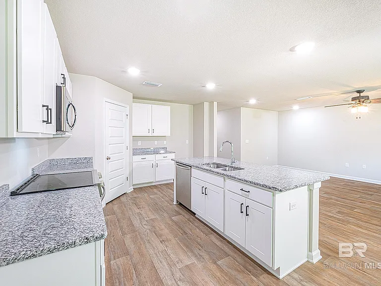 24606 Alamitos Trace Dr — Photo 17