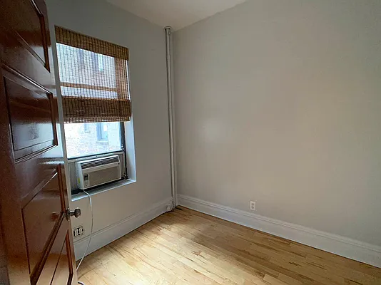 Rented by J PRESTON AND ASSOCIATES INC | media 22