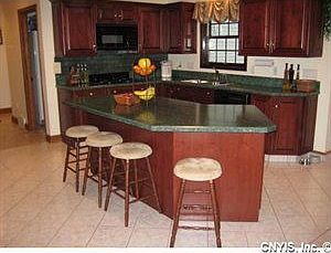 3rd image of 313 Hourglass Ln
