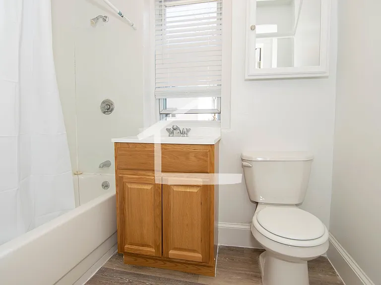 7 Mount Hood Rd #1B — Photo 7