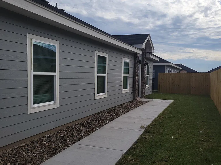 2229 Valley Cir #A/B — Photo 6