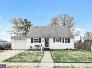 11 Cumberland Rd, Hamilton, NJ 08690