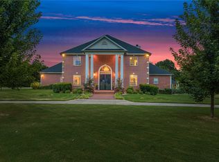 6073 S Pack Ln, Rogers, AR 72758