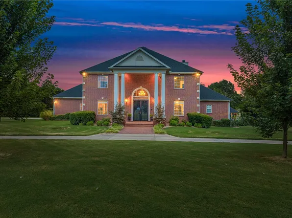 6073 S Pack Ln, Rogers, AR 72758