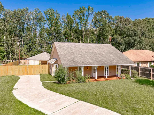 19937 Deercreek Dr, Zachary, LA 70791