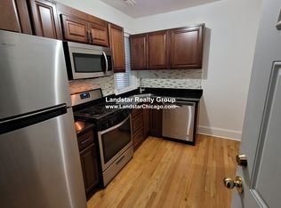 718 Reba Pl #3N, Evanston, IL 60202