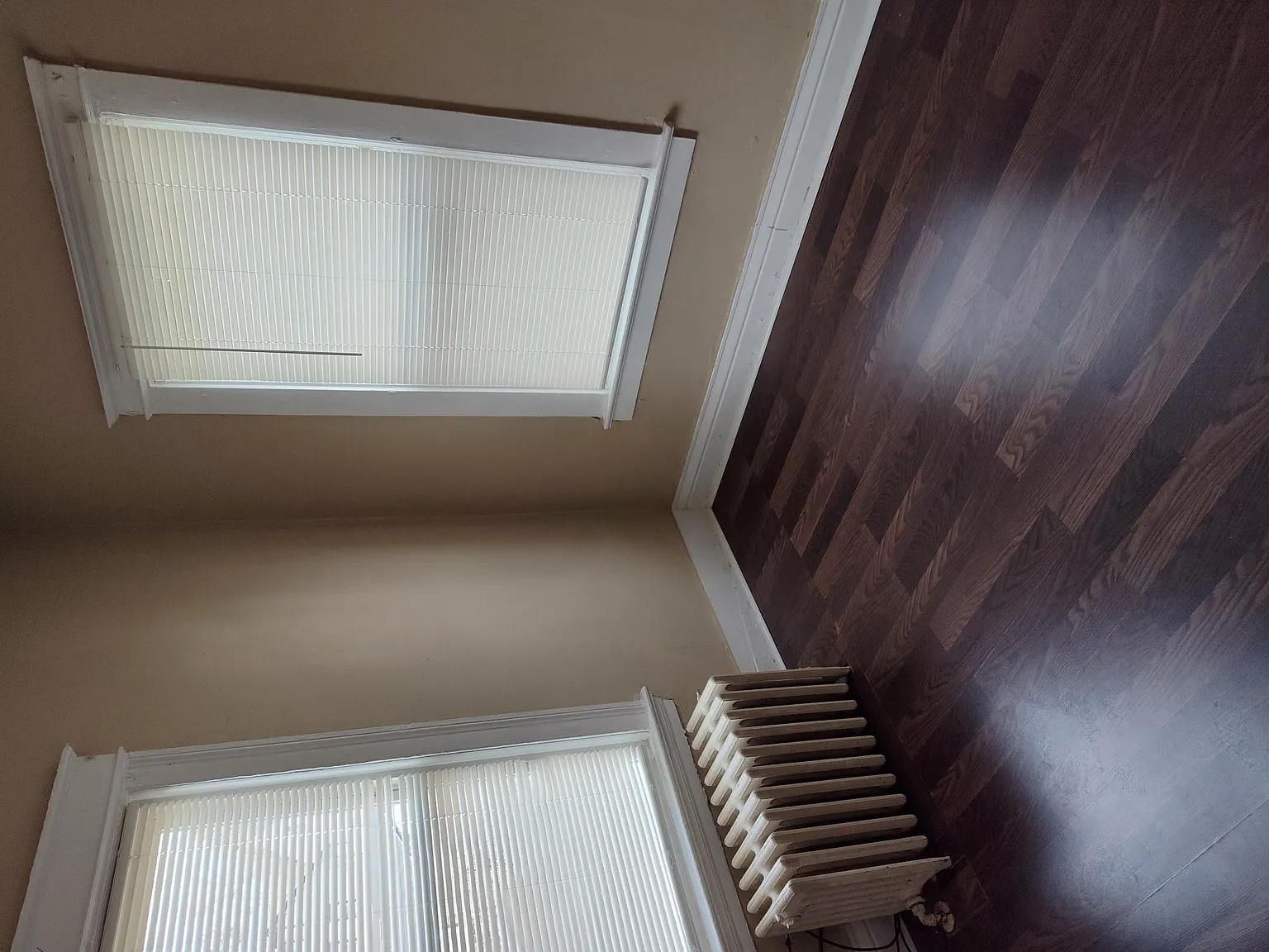 2 bed, 1500 sqft, $900 — Photo 4