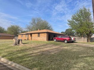 1000 S Red River St, Wheeler, TX 79096