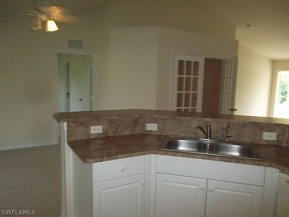3rd image of 4306 NE 21st Court Cpe